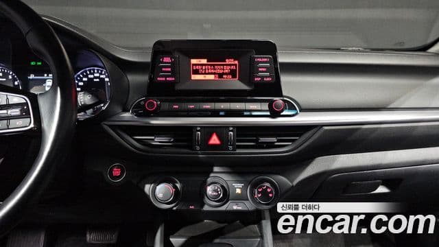 Kia The / новый New K3 2세대 Trendy, 2022 15