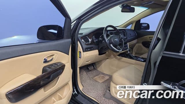 Kia The / новый New Carnival Prestige, 2020 10