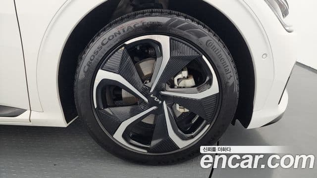 Kia EV6 GT Line, 2022 все фото