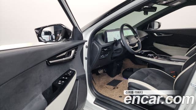 Kia EV6 GT Line, 2022 10