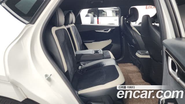 Kia EV6 GT Line, 2022 12