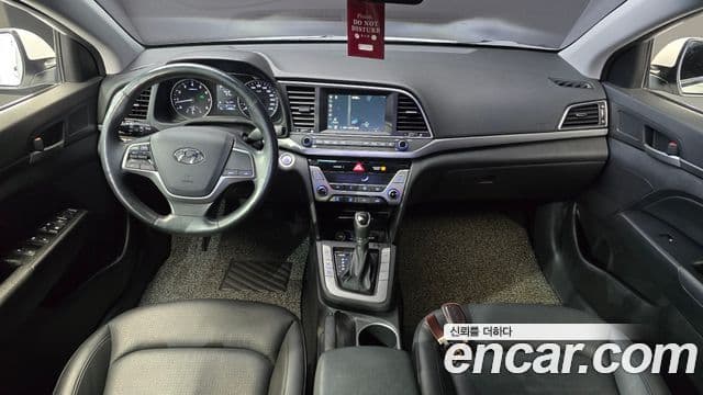 Hyundai Avante AD 1.6 GDI Smart, 2016 7
