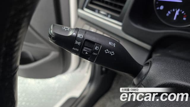 Hyundai Avante AD 1.6 GDI Smart, 2016 16