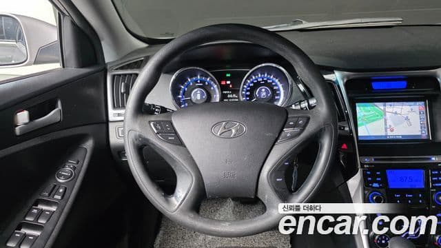 Hyundai YF Sonata Luxury, 2011 14