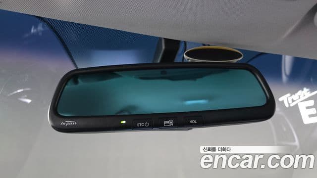 Hyundai YF Sonata Luxury, 2011 17