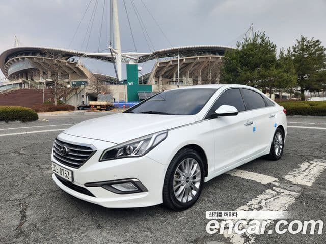 Hyundai LF Sonata LPI Modern(для людей с инвалидностью), 2016 1
