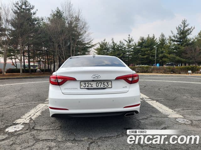 Hyundai LF Sonata LPI Modern(для людей с инвалидностью), 2016 4