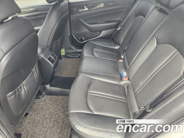 Hyundai LF Sonata LPI Modern(для людей с инвалидностью), 2016 7