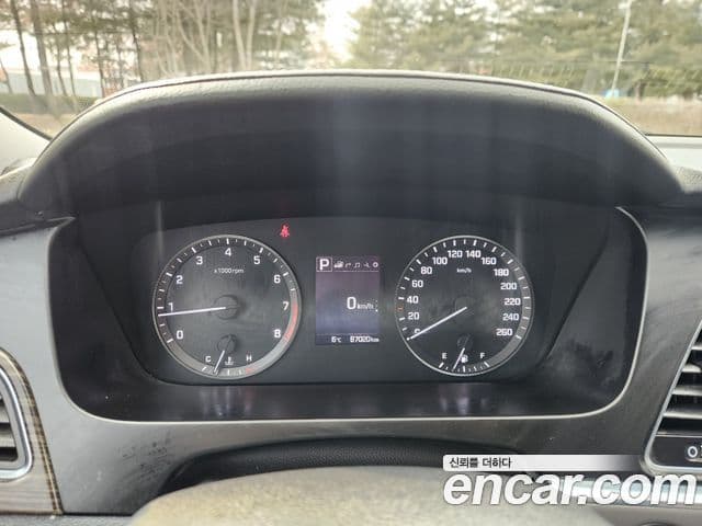 Hyundai LF Sonata LPI Modern(для людей с инвалидностью), 2016 8