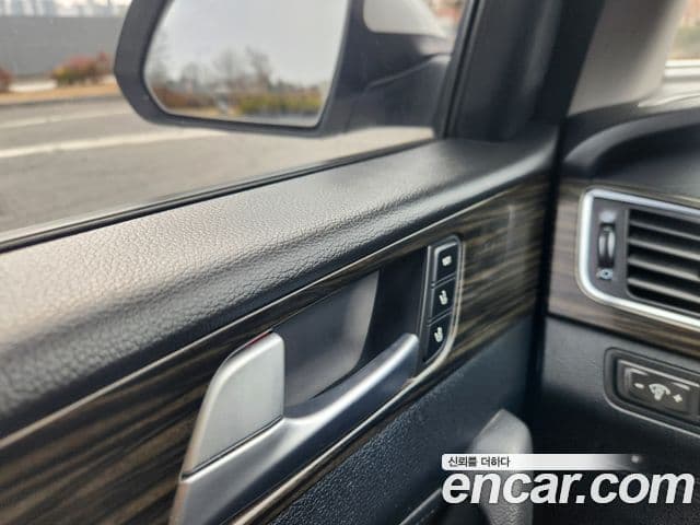 Hyundai LF Sonata LPI Modern(для людей с инвалидностью), 2016 18