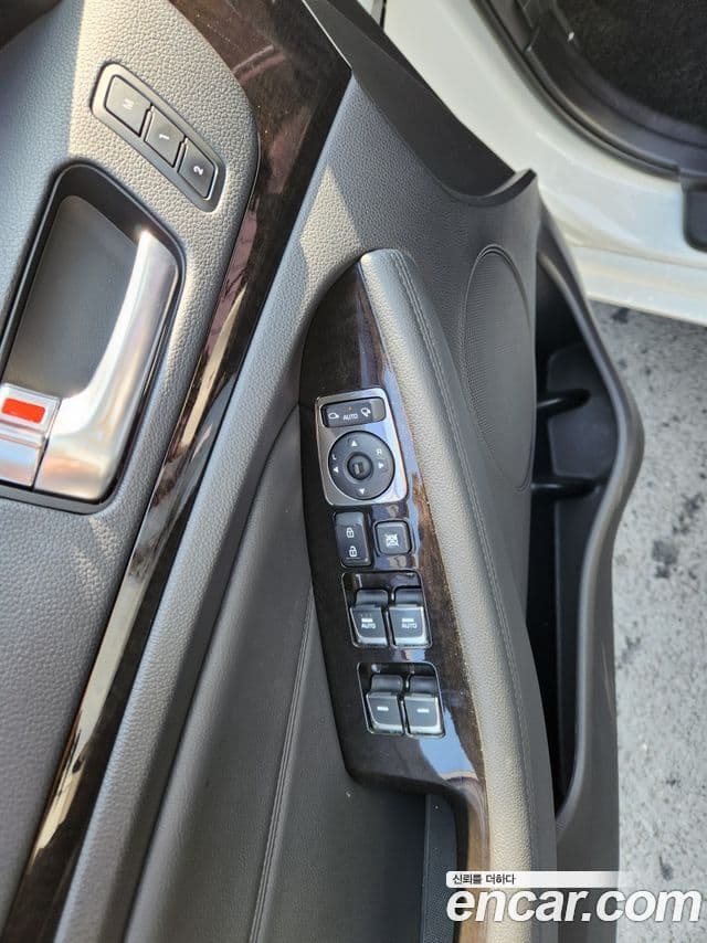 Kia The / новый New K7 Prestige Special, 2013 12