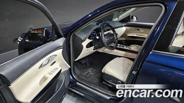 Genesis GV70, 2021 11