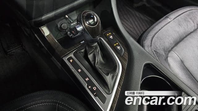 Kia K5 Prestige, 2012 9