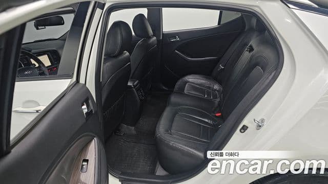 Kia K5 Prestige, 2012 12