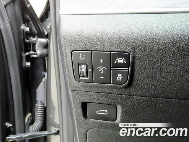 Kia K5 3세대 Trendy, 2023 12