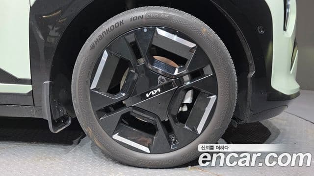 Kia EV3 GT-Line, 2025 все фото