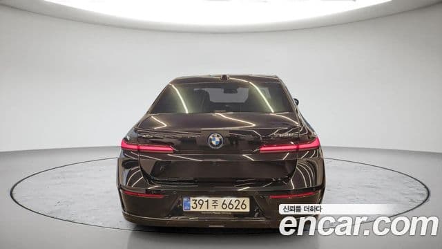 BMW 7시리즈 (G70) 750e xDrive Design Pure Excellence, 2025 4