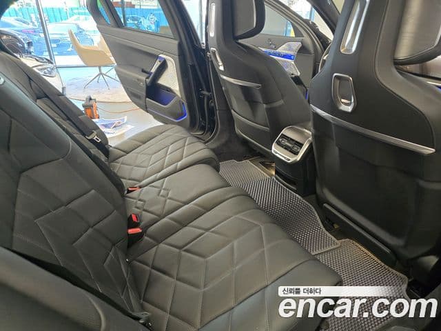 BMW 7시리즈 (G70) 750e xDrive Design Pure Excellence, 2025 10