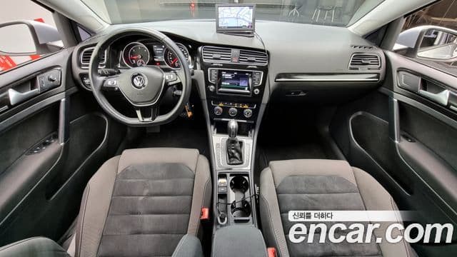 Volkswagen Гольф 7세대, 2013 7