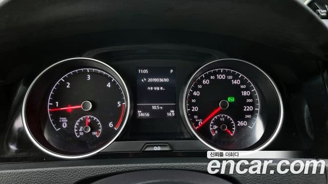 Volkswagen Гольф 7세대, 2013 8