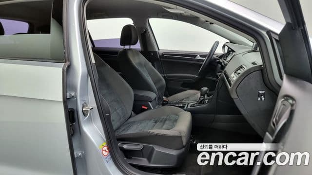 Volkswagen Гольф 7세대, 2013 10