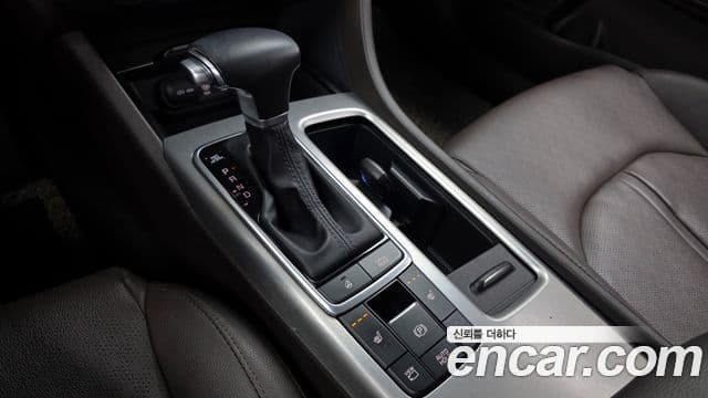 Kia The / новый New K5 гибрид 2세대 Noblesse, 2019 9