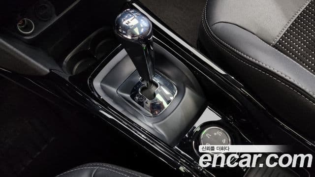 Peugeot 2008 1.6 BlueHDi Allure GC, 2017 9