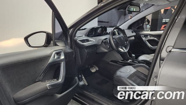 Peugeot 2008 1.6 BlueHDi Allure GC, 2017 10