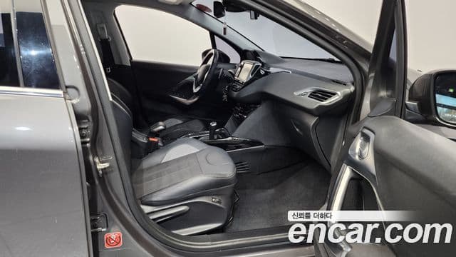 Peugeot 2008 1.6 BlueHDi Allure GC, 2017 11