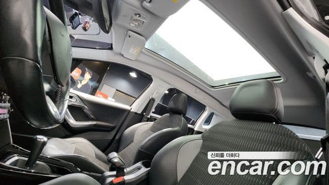 Peugeot 2008 1.6 BlueHDi Allure GC, 2017 19