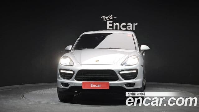 Porsche New Cayenne 958, 2011 3