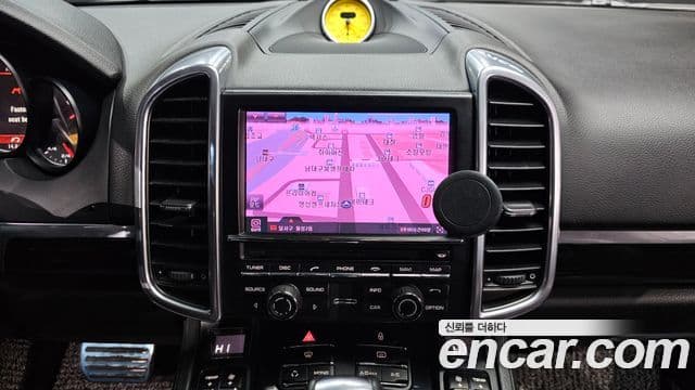 Porsche New Cayenne 958, 2011 14