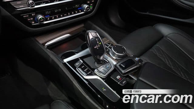BMW 5시리즈 (G30) 520d xDrive Luxury Plus, 2019 9