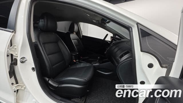 Kia K3 Luxury, 2015 10