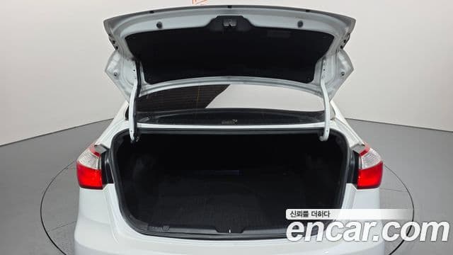 Kia K3 Luxury, 2015 20