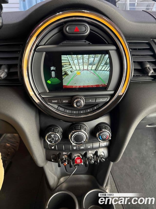 Mini Cooper 3세대, 2020 9