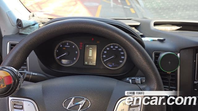 Hyundai 쏠라티 Deluxe, 2016 8