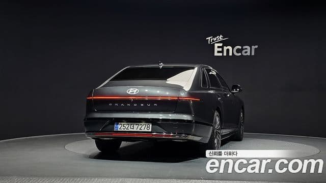 Hyundai Grandeur гибрид (GN7) Calligraphy, 2023 4