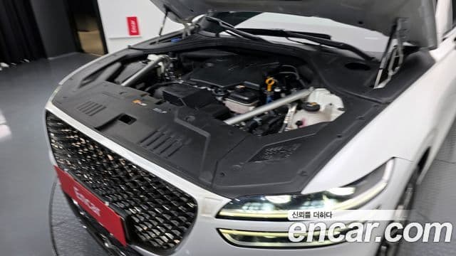 Genesis GV70, 2021 6