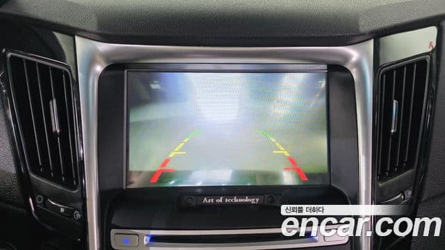 Hyundai YF Sonata LPI Premier(для людей с инвалидностью), 2011 16