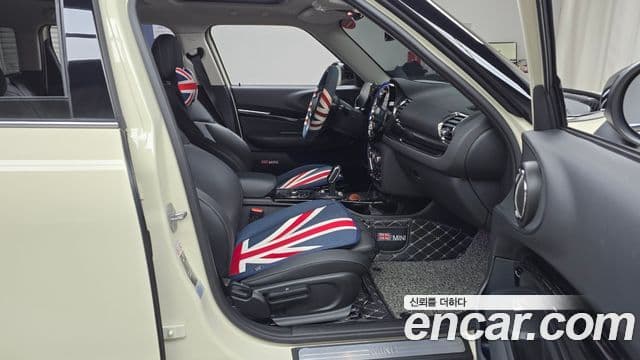 Mini Cooper 클럽맨 2세대, 2022 11