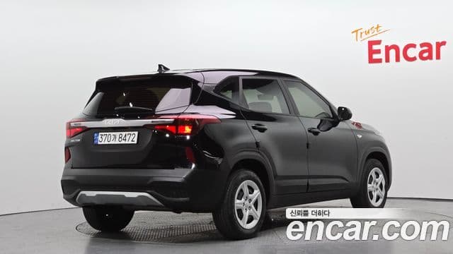 Kia Seltos Trendy, 2023 2