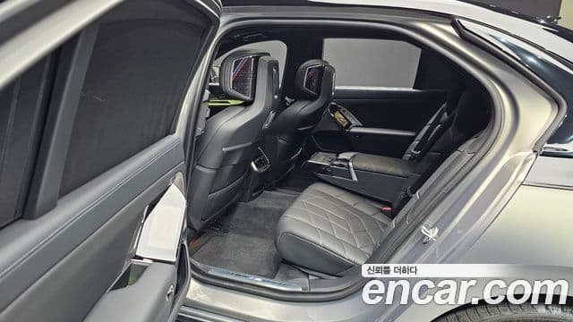 BMW 7시리즈 (G70) 740d xDrive M Sport, 2025 12