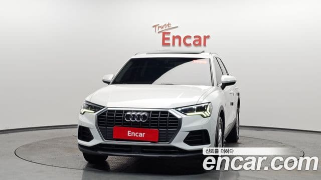 Audi Q3 (F3), 2020 3