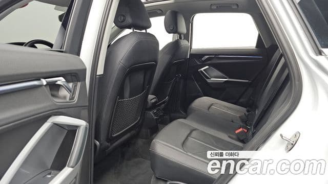 Audi Q3 (F3), 2020 12