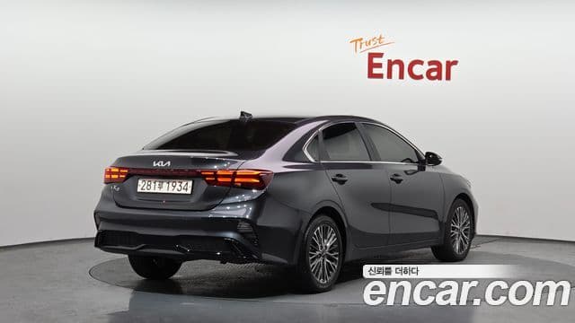 Kia The / новый New K3 2세대 Signature, 2022 2
