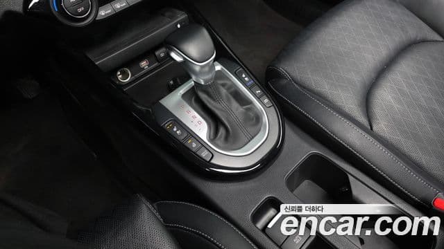 Kia The / новый New K3 2세대 Signature, 2022 9