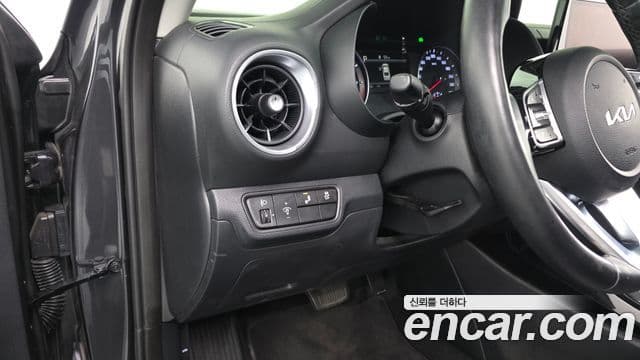 Kia The / новый New K3 2세대 Signature, 2022 13