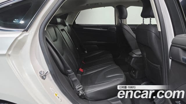 Ford 몬데오 4세대 Trend, 2017 12