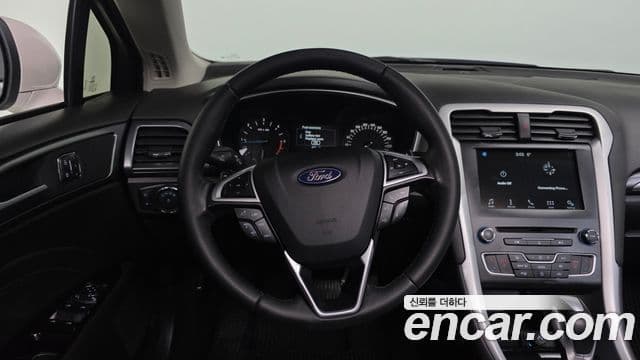 Ford 몬데오 4세대 Trend, 2017 13